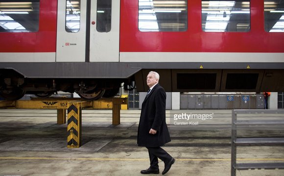 Deutsche Bahn, pass a