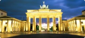 Berlin: Brandenburg Gate, evening