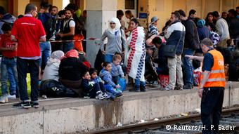 Deutschland Österreich Bahnhof Wien Flüchtlinge