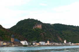 rhine valley, germany, contiki, sazan travels, blogger, influencer trips, castle, hotel montag, brikenstock, outfit ideas, vacation, summer getaway, travel, 2015 places to travel, what is fashion, beauty, photography tips, how to take a good picture, kurdish, sazan, stevie hendrix