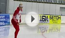 Ice speed skating crossovers and start slow motion analyze
